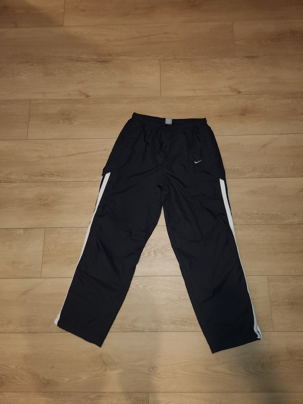 Vintage Y2K Nike Embroidered logo Swoosh Black Track Pants Men's Size Medium Goo